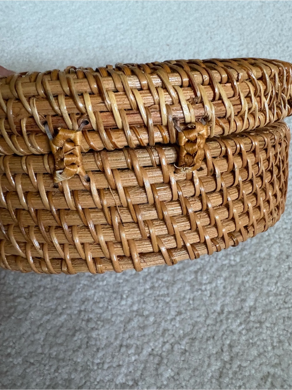 NWT Rattan Handcrafted Mother Of Pearl Shell Round Bucket bag Crossbody - Picture 9 of 16